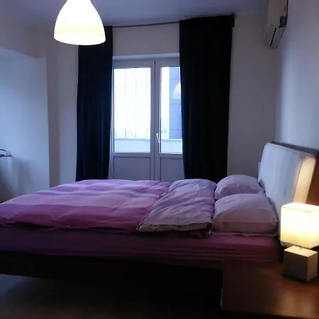 3 Elegant Boekarest