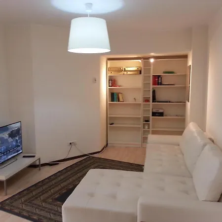 3 Elegant Apartment *