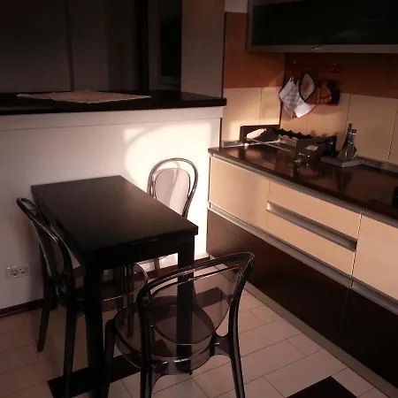 3 Elegant Apartment