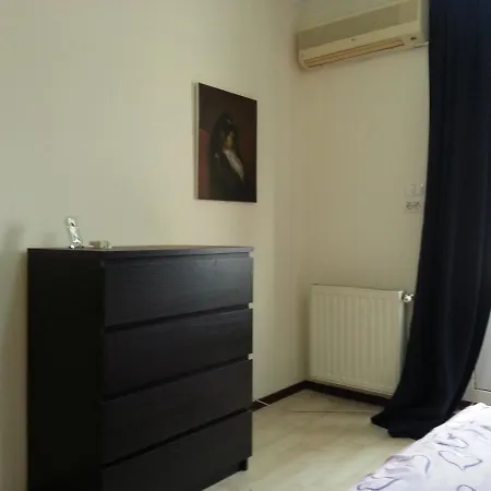 3 Elegant Apartment